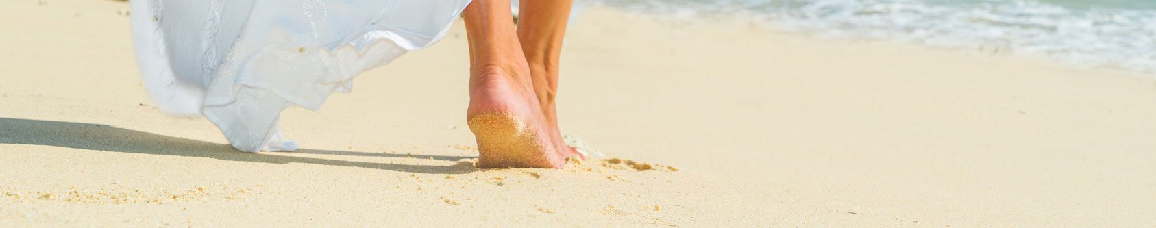 Barfuß am Strand